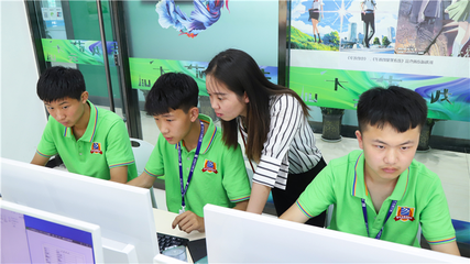 初中学习遇困莫慌张，互联网文化服务开启新航向